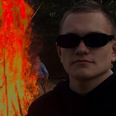 Егор, 25