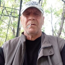 Юрий, 54