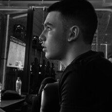 Сеня, 23
