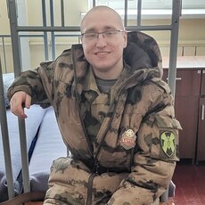 Валера, 23