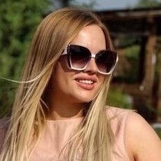 Валя, 42