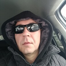 Юра, 44
