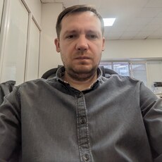 Веня, 37