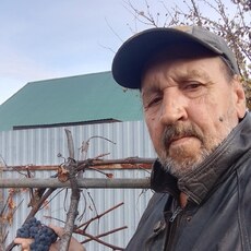 Юлиан, 65