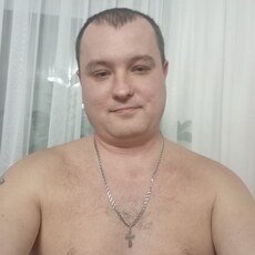 Макс, 44