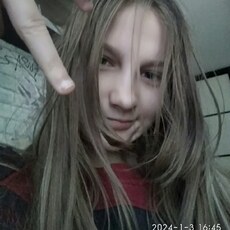 Лариса, 24