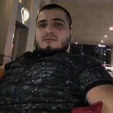 Веня, 36