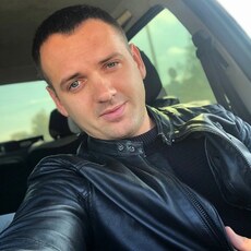 Родя, 40