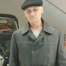 Валера, 60