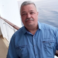 Макс, 63