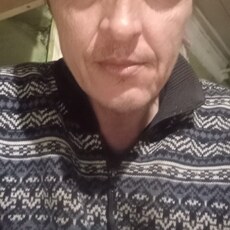 Паша, 42