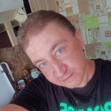 Виталий, 40