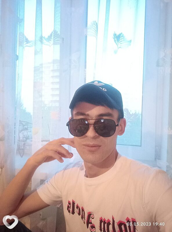 Геннадий