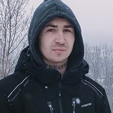 Леонид, 27