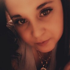 Фаина, 33