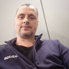 Олег, 42