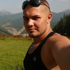 Сева, 38