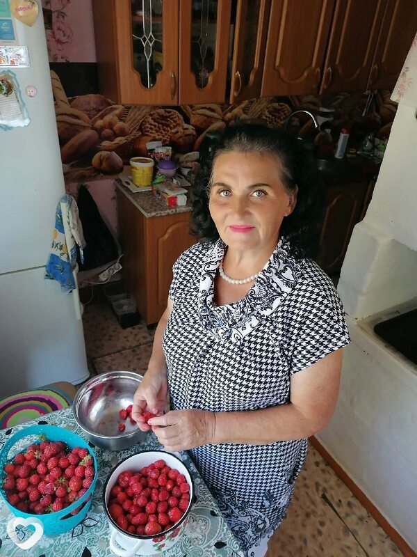 Есения