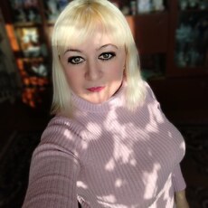 Валерия, 42
