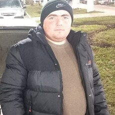 Гоша, 31