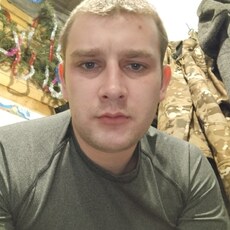 Гена, 27
