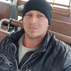 Толя, 34