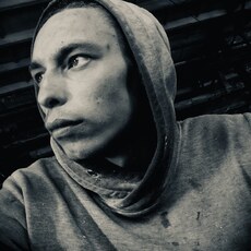 Владимир, 25