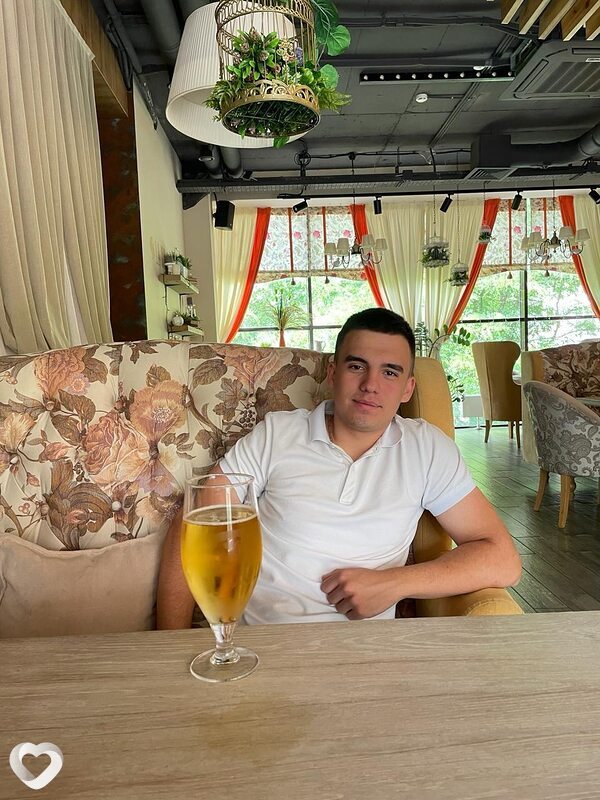 Геннадий