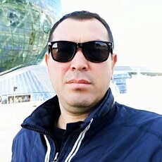 Владимир, 38