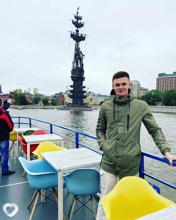 Виктор