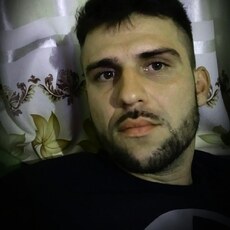Артемий, 32