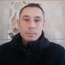 Лаврик, 37