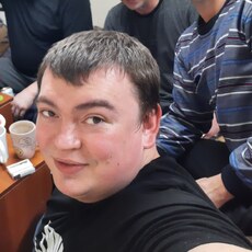 Юра, 31