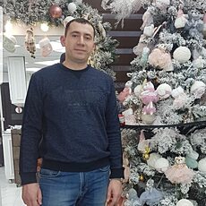 Тёма, 38