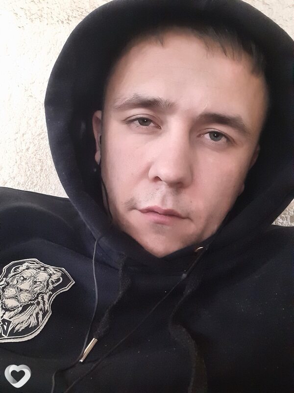 Толя