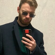 Юрий, 32