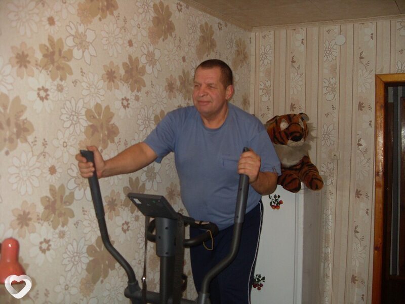 Толя