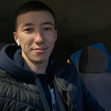 Всеволод, 27
