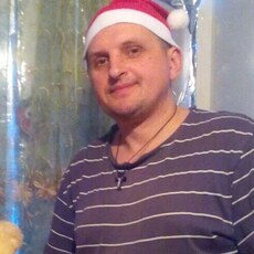 Валя, 42