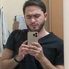 Тёма, 28