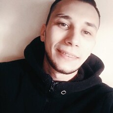 Демьян, 29