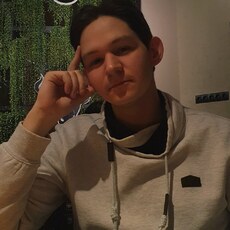 Егор, 25