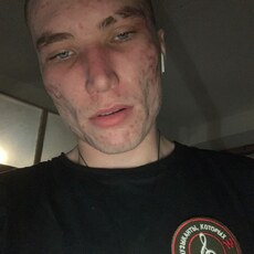 Юрий, 21
