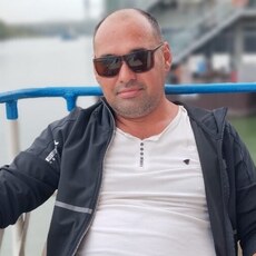 Лукас, 41