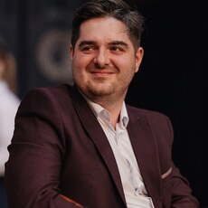 Евгений, 32