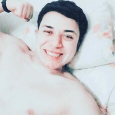 Олег, 32