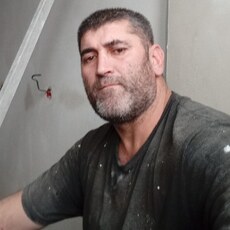 Валерий, 40