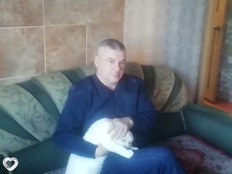 Толя