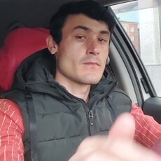 Яша, 30