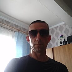 Артур, 32